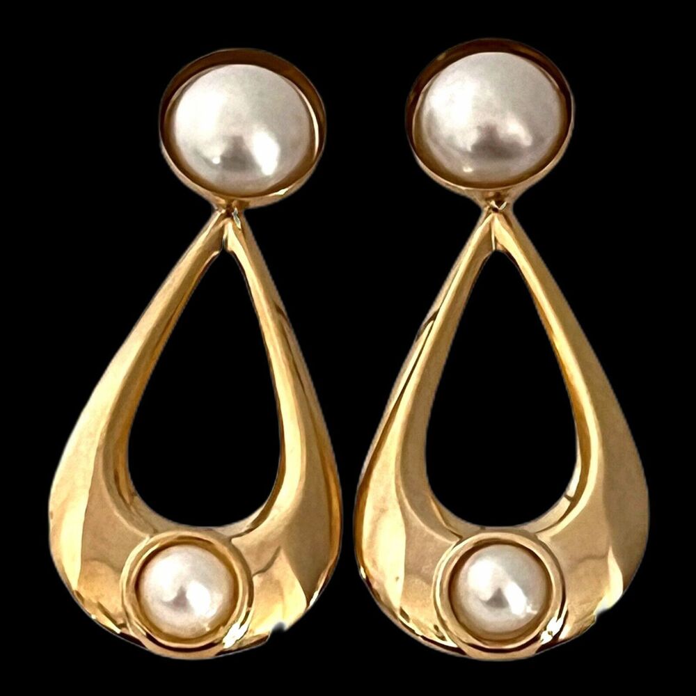 Vintage 1970s Drop Earrings Gold Tone Simulated Pearl Teardrop Dangle - 13I